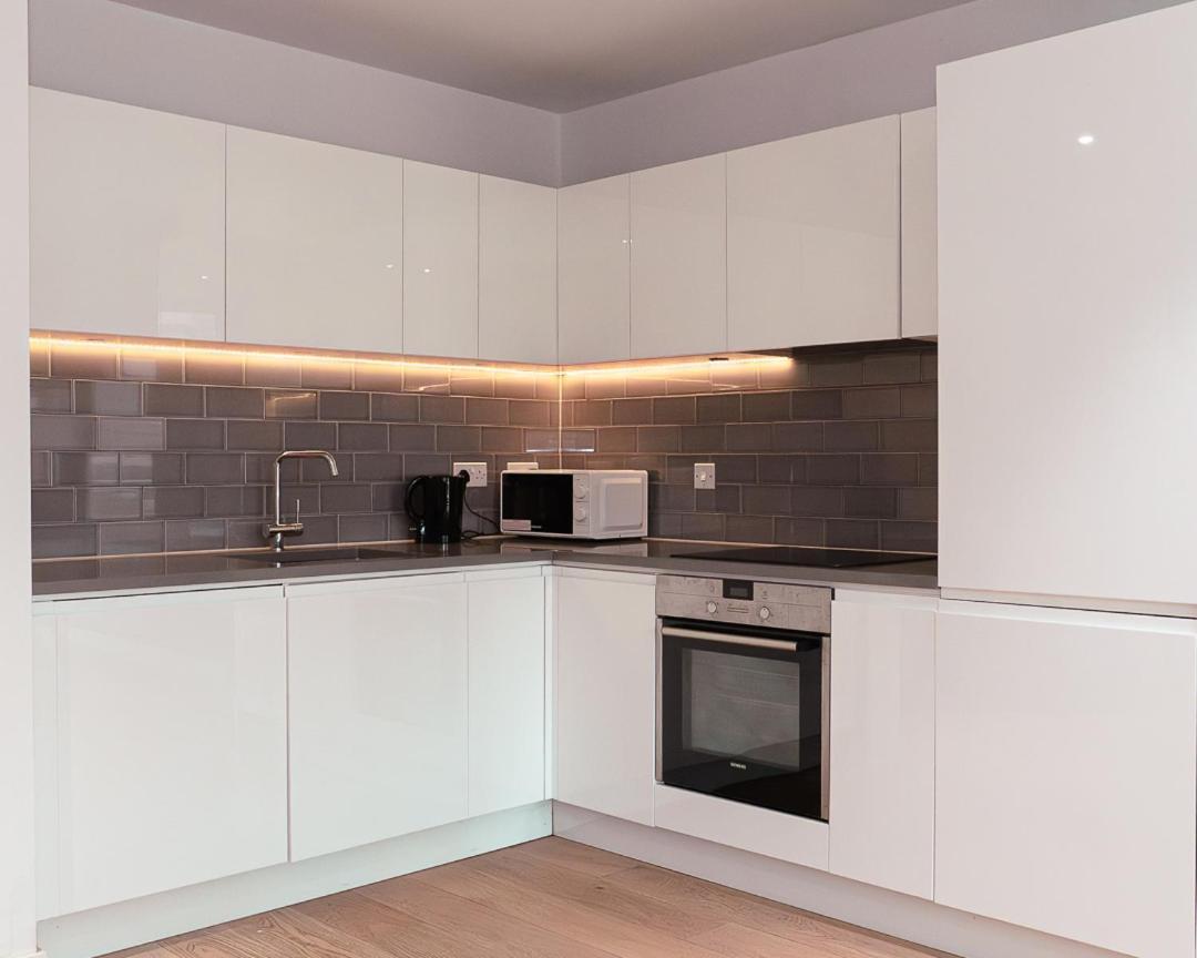 Charming 1Br Apartment In Londra Esterno foto