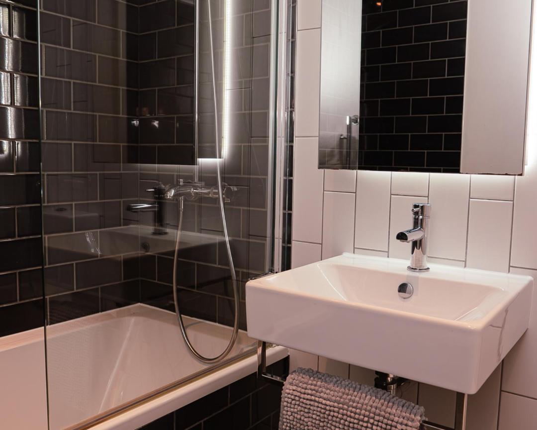Charming 1Br Apartment In Londra Esterno foto